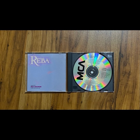 REBA MCENTIRE’S CD 💿 REBA MCENTIRE’S GREATEST HITS - Picture 5 of 11